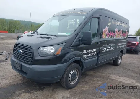 2017 Ford Transit-250 z USA, uszkodzony, nr VIN 1FTYR2CM5HKA33286